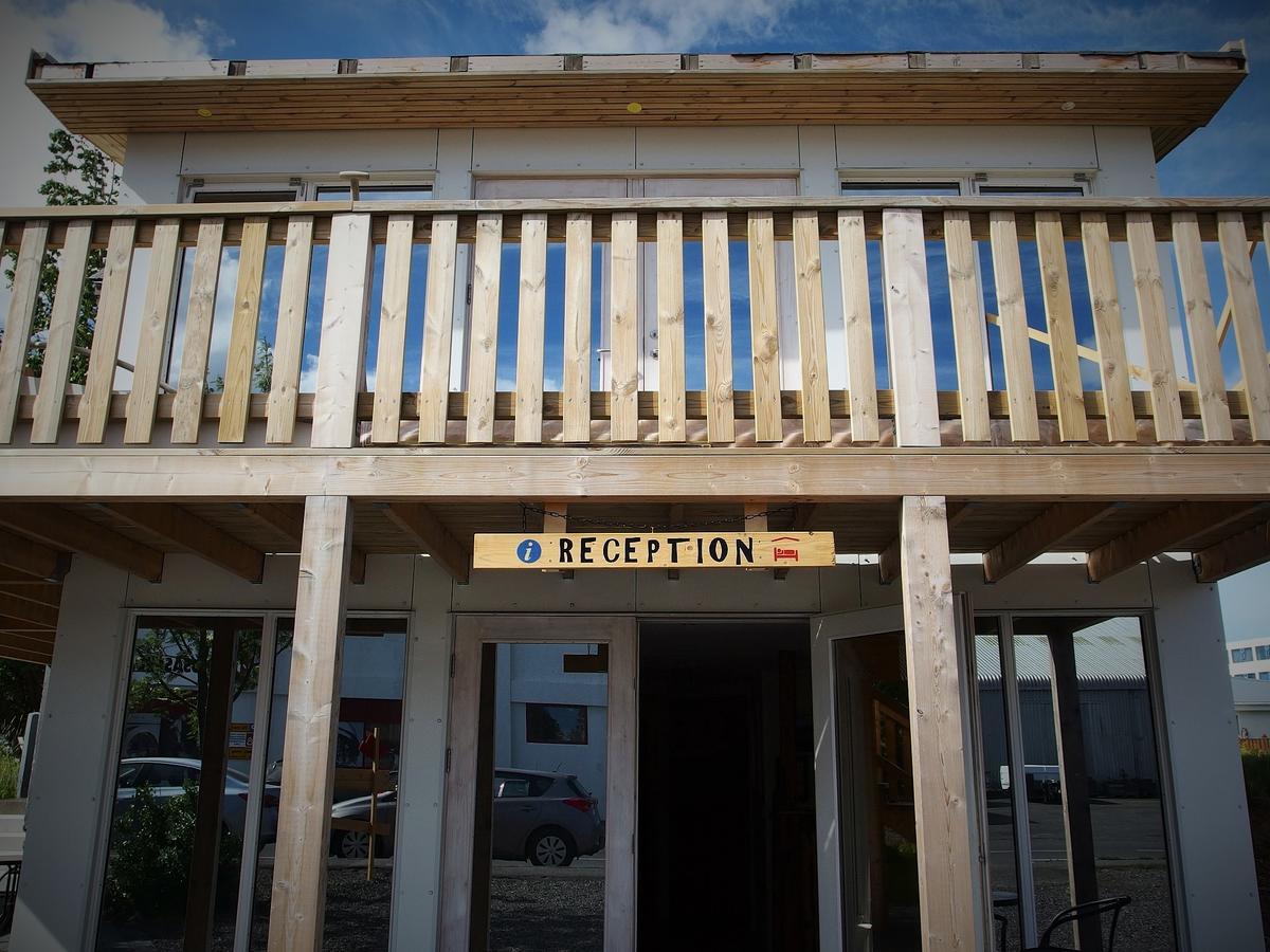Husavik Hostel Exterior photo